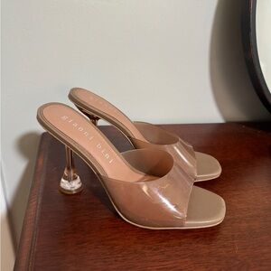 Gianni Bini nude heels